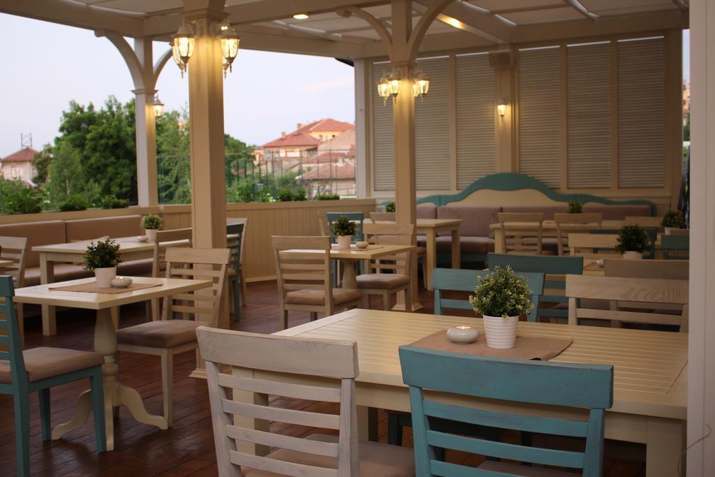 Hotel Nove Svishtov Esterno foto