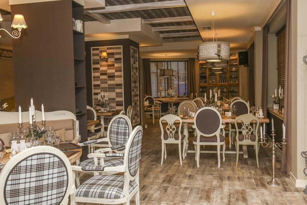 Hotel Nove Svishtov Esterno foto