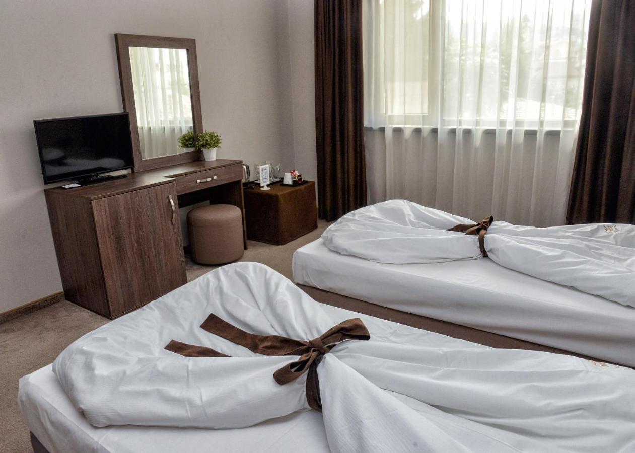 Hotel Nove Svishtov Esterno foto